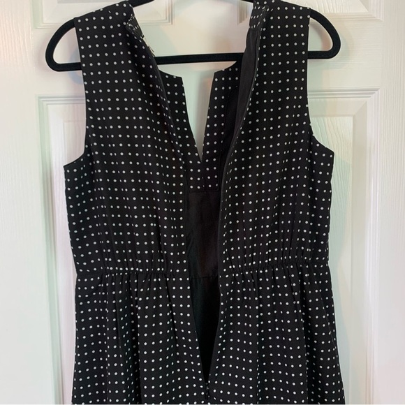 J. Crew Polka Dot V-Neck Shift Sleeveless Dress, size 8 - Picture 9 of 11